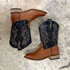 Rollda Kids Cowboy Boots  |  Size 3 Little Kid